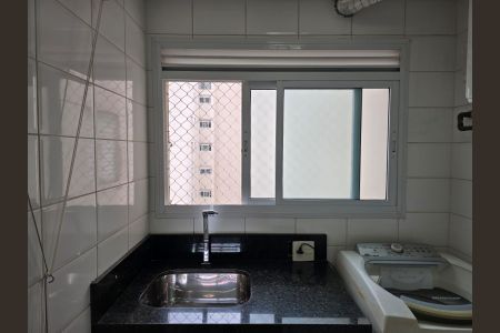 Apartamento para alugar com 129m², 3 quartos e 3 vagasÁrea de Serviço