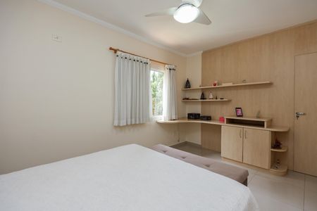 Casa de condomínio à venda com 124m², 3 quartos e 3 vagasSuíte