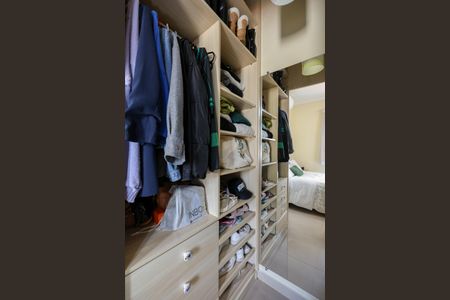 Casa de condomínio à venda com 124m², 3 quartos e 3 vagasCloset do Quarto 2