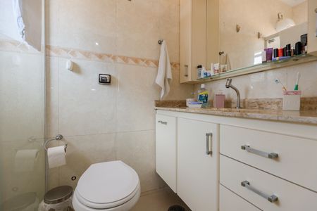 Casa de condomínio à venda com 124m², 3 quartos e 3 vagasBanheiro da Suíte