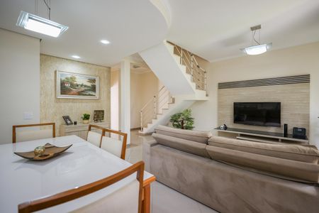 Sala de casa de condomínio à venda com 3 quartos, 124m² em Parque Assuncao, Taboão da Serra