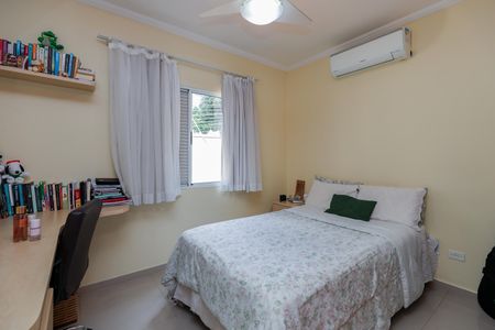 Casa de condomínio à venda com 124m², 3 quartos e 3 vagasQuarto 2