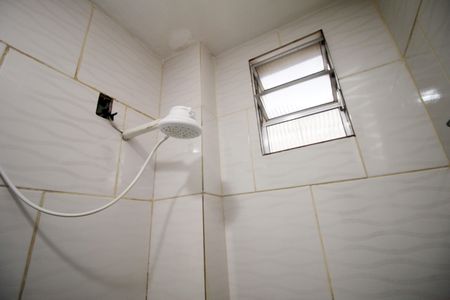 Apartamento para alugar com 48m², 3 quartos e sem vagaBanheiro - torneira