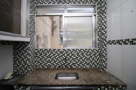 Apartamento para alugar com 48m², 3 quartos e sem vagaCozinha