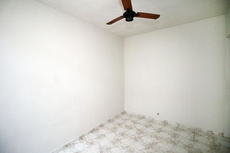 Apartamento para alugar com 48m², 3 quartos e sem vagaQuarto 1