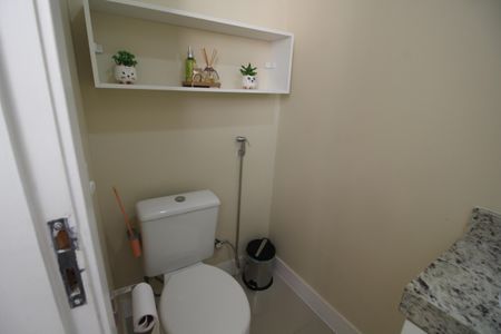 Casa de condomínio à venda com 100m², 3 quartos e 1 vagaLavabo