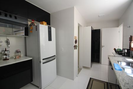 Casa de condomínio à venda com 100m², 3 quartos e 1 vagaCozinha