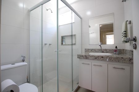 Casa de condomínio à venda com 100m², 3 quartos e 1 vagaBanheiro Social