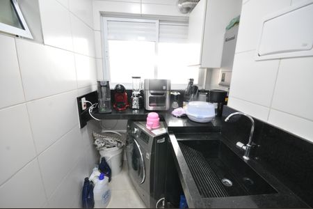 Apartamento à venda com 60m², 2 quartos e 1 vagaÁrea de Serviço