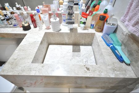 Apartamento à venda com 60m², 2 quartos e 1 vagaBanheiro do Quarto Suíte