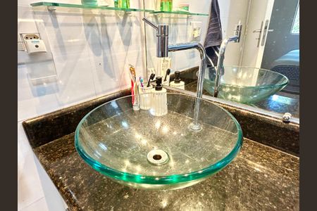 Apartamento à venda com 61m², 3 quartos e 1 vagaBanheiro da Suíte