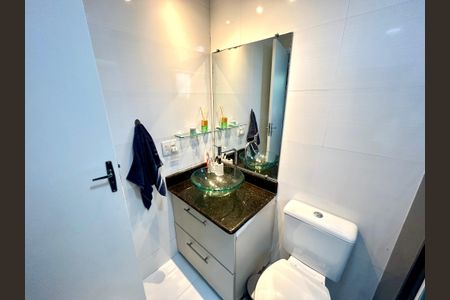 Apartamento à venda com 61m², 3 quartos e 1 vagaBanheiro da Suíte