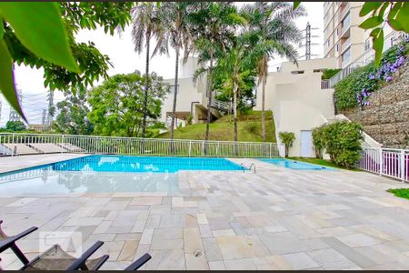 Apartamento à venda com 61m², 3 quartos e 1 vagaÁrea comum - Piscina