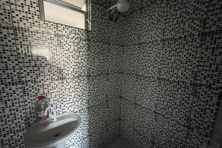 Casa para alugar com 101m², 1 quarto e sem vagaBanheiro