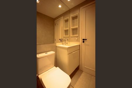 Apartamento para alugar com 176m², 3 quartos e 2 vagas