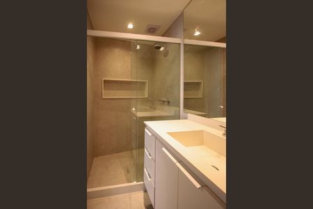 Apartamento para alugar com 176m², 3 quartos e 2 vagas