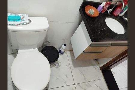 Apartamento à venda com 38m², 2 quartos e sem vaga Apartamento à venda com 38m², 2 quartos e sem vagaBanheiro