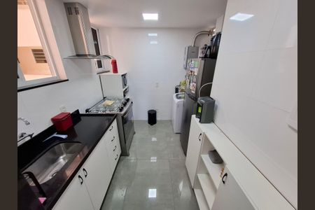Apartamento para alugar com 56m², 2 quartos e sem vaga Apartamento para alugar com 56m², 2 quartos e sem vagaCozinha e Área de Serviço