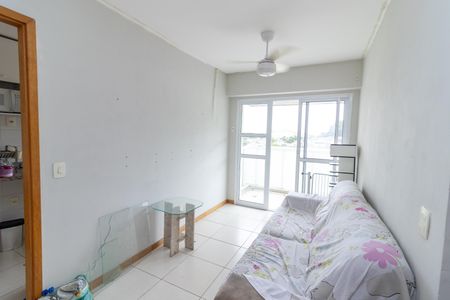Sala de apartamento para alugar com 2 quartos, 52m² em Campinho, Rio de Janeiro