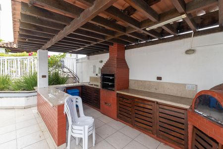 Apartamento para alugar com 52m², 2 quartos e 1 vagaÁrea comum - Churrasqueira