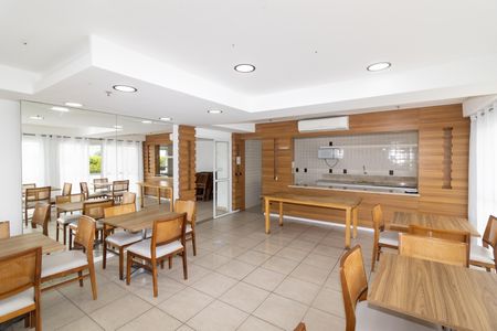 Apartamento para alugar com 52m², 2 quartos e 1 vagaÁrea comum - Salão de festas adulto