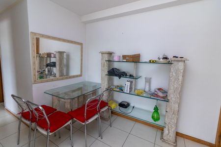 Sala de apartamento para alugar com 2 quartos, 52m² em Campinho, Rio de Janeiro