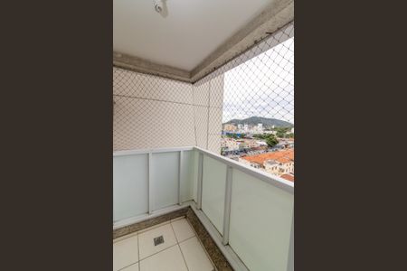 Apartamento para alugar com 52m², 2 quartos e 1 vagaVaranda