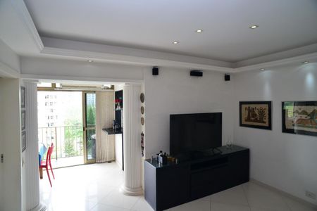 Sala de apartamento à venda com 2 quartos, 80m² em Barra da Tijuca, Rio de Janeiro