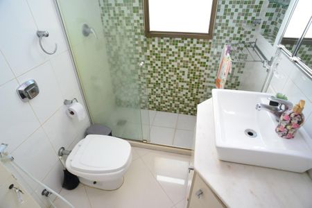 Apartamento à venda com 80m², 2 quartos e 2 vagasBanheiro Suíte 1