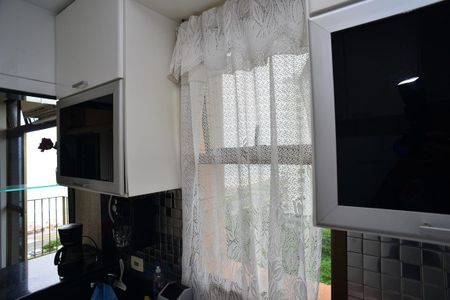 Apartamento à venda com 80m², 2 quartos e 2 vagasCozinha