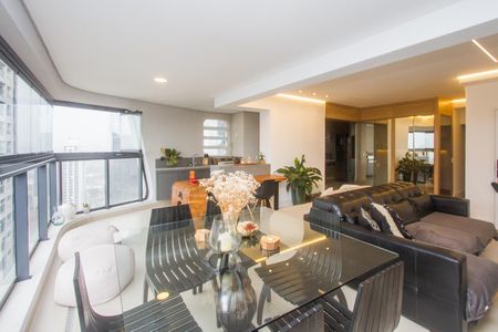 Sala de apartamento à venda com 2 quartos, 134m² em Chácara Santo Antônio (zona Sul), São Paulo