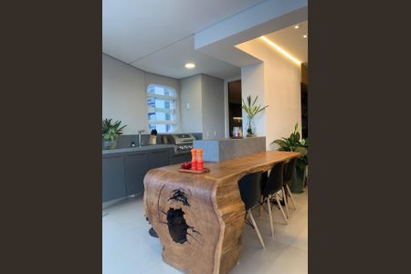 Apartamento à venda com 2 quartos, 134m² em Chácara Santo Antônio (Zona Sul), São Paulo