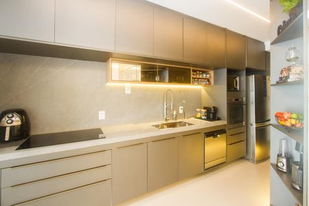 Apartamento para alugar com 134m², 2 quartos e 3 vagas Apartamento para alugar com 134m², 2 quartos e 3 vagasCozinha