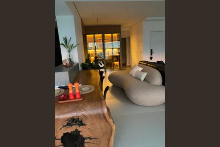 Apartamento à venda com 2 quartos, 134m² em Chácara Santo Antônio (Zona Sul), São Paulo