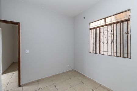 Quarto 1 de casa para alugar com 1 quarto, 40m² em Glória, Belo Horizonte