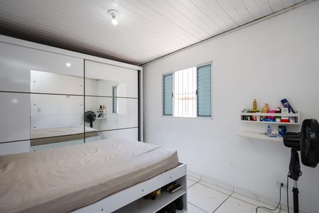 Quarto 1 de casa para alugar com 2 quartos, 60m² em Jardim Suina, Taboão da Serra