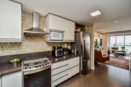 Apartamento à venda com 122m², 3 quartos e 2 vagasCozinha