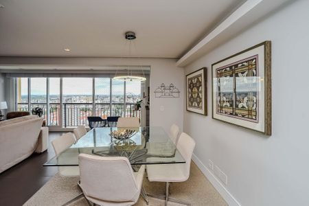 Apartamento à venda com 122m², 3 quartos e 2 vagasSala