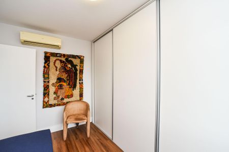 Apartamento à venda com 122m², 3 quartos e 2 vagasQuarto 2