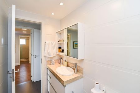 Apartamento à venda com 122m², 3 quartos e 2 vagasBanheiro Social