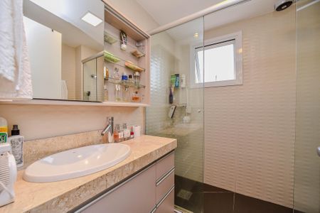 Apartamento à venda com 122m², 3 quartos e 2 vagasBanheiro da Suíte