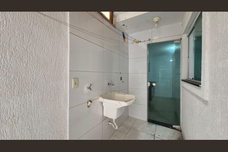 Apartamento à venda com 74m², 3 quartos e 1 vagaArea de serviço