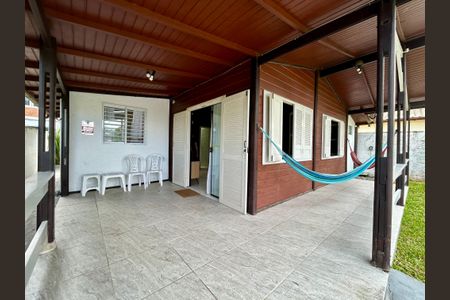 Casa para alugar com 80m², 2 quartos e sem vagaVaranda