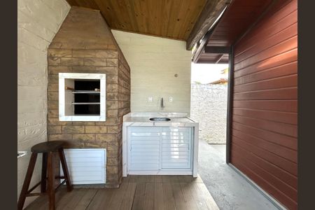 Casa para alugar com 80m², 2 quartos e sem vagaÁrea Gourmet 