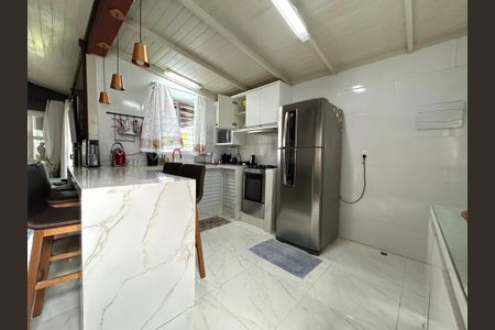 Casa para alugar com 80m², 2 quartos e sem vagaCozinha 