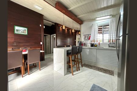 Casa para alugar com 80m², 2 quartos e sem vagaCozinha 