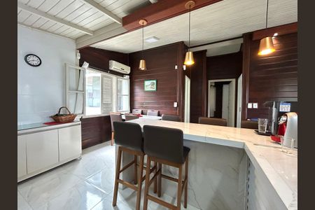 Casa para alugar com 80m², 2 quartos e sem vagaCozinha 