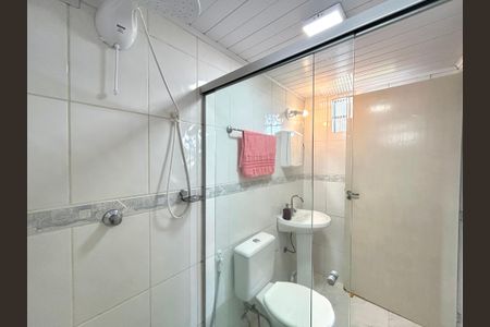 Casa para alugar com 80m², 2 quartos e sem vagaBanheiro suíte 