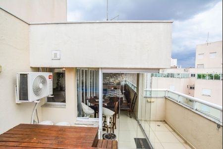Apartamento à venda com 146m², 3 quartos e 2 vagasCobertura