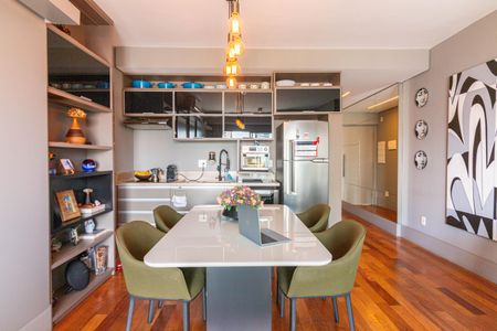 Apartamento à venda com 77m², 1 quarto e 2 vagasSala/Cozinha